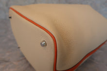 Load image into Gallery viewer, HERMES PICOTIN MM Bi-color Clemence leather Parchemin/Orange Hand bag 600060040
