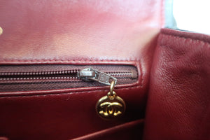 CHANEL Matelasse double flap double chain shoulder bag Lambskin Black/Gold hadware Shoulder bag 600040205