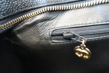將圖片載入圖庫檢視器 CHANEL/シャネル 復刻トート キャビアスキン ブラック/ゴールド金具 トートバッグ 800080247
