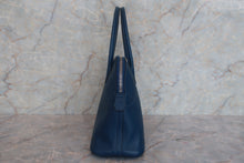 将图片加载到图库查看器，HERMES／BOLIDE 27 Swift leather deep blue Shoulder bag 600090004
