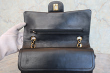 將圖片載入圖庫檢視器 CHANEL/シャネル マトラッセＷフラップＷチェーンショルダーバッグ ラムスキン ブラック/ゴールド金具 ショルダーバッグ 800090028
