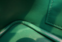 Load image into Gallery viewer, HERMES／BOLIDE 27 Epsom leather Vert vertigo Z Engraving Shoulder bag 700120127

