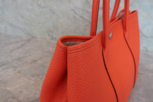 将图片加载到图库查看器，HERMES GARDEN PARTY TPM Country leather Orange poppy X刻印 Tote bag 800070070
