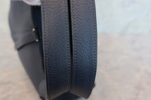 Load image into Gallery viewer, HERMES PICOTIN LOCK MM Clemence leather Blue nuit X Engraving Hand bag 600050115
