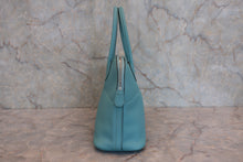 Load image into Gallery viewer, HERMES／BOLIDE 27 Swift leather Blue atoll X Engraving Shoulder bag 800040048
