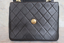 画像をギャラリービューアに読み込む, CHANEL/シャネル マトラッセチェーンショルダーバッグ ラムスキン ブラック/ゴールド金具 ショルダーバッグ 800060003

