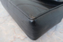 将图片加载到图库查看器，CHANEL/香奈儿 垂直针迹 链条包 荔枝皮 Black/Gold hadware(黑色/金色金属) 肩背包 800010123
