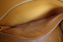 将图片加载到图库查看器，HERMES BIRKIN 35 Graine Couchevel leather Jaune □D刻印 Hand bag 800070068
