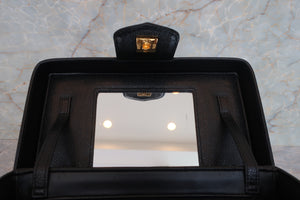 CHANEL/シャネル ココマーク2WAYバニティ キャビアスキン ブラック/ゴールド金具 バニティ 700080166