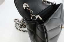 將圖片載入圖庫檢視器 CHANEL/シャネル Vステッチチェーンショルダーバッグ キャビアスキン ブラック/シルバー金具 ショルダーバッグ 800100084
