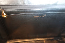 画像をギャラリービューアに読み込む, CHANEL/シャネル 中マトラッセシングルフラップチェーンショルダーバッグ ラムスキン ブラック/ゴールド金具 ショルダーバッグ 800010130
