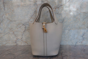 HERMES／エルメス ピコタンロックＰＭ トリヨンクレマンス ベトン U刻印 ハンドバッグ 700100016