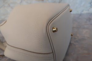 HERMES／エルメス ピコタンロックＰＭ トリヨンクレマンス ベトン U刻印 ハンドバッグ 700100016