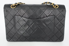 Load image into Gallery viewer, CHANEL Matelasse Double Flap Double Chain shoulder bag Lambskin Black/Gold hardware Shoulder bag 8000900242
