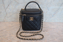 画像をギャラリービューアに読み込む, CHANEL/シャネル マトラッセバニティチェーンショルダーバッグ キャビアスキン ブラック/ゴールド金具 ショルダーバッグ 800010133
