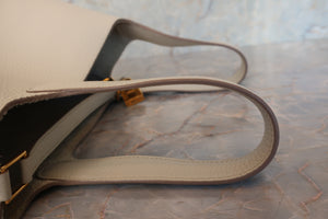 HERMES／エルメス ピコタンロックＰＭ トリヨンクレマンス ベトン U刻印 ハンドバッグ 700100016