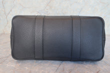 Load image into Gallery viewer, HERMES  GARDEN PARTY PM Negonda leather Black □R Engraving Tote bag 700120107
