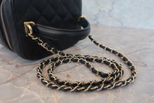 画像をギャラリービューアに読み込む, CHANEL/シャネル マトラッセバニティチェーンショルダーバッグ キャビアスキン ブラック/ゴールド金具 ショルダーバッグ 800010133

