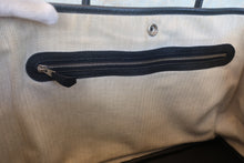 Load image into Gallery viewer, HERMES  GARDEN PARTY PM Negonda leather Black □R Engraving Tote bag 700120107
