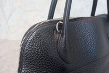 Load image into Gallery viewer, HERMES／BOLIDE 31 Clemence leather Black □L Engraving Shoulder bag 700120095
