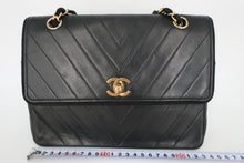 將圖片載入圖庫檢視器 CHANEL/シャネル Vステッチチェーンショルダーバッグ ラムスキン ブラック/ゴールド金具 ショルダーバッグ 800090241
