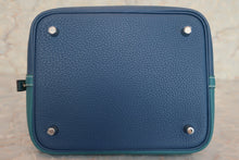 将图片加载到图库查看器，HERMES PICOTIN LOCK CASAQUE MM Clemence leather Deep blue/Vert bosphore Y刻印 Hand bag 600090226
