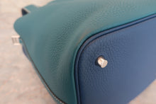 将图片加载到图库查看器，HERMES PICOTIN LOCK CASAQUE MM Clemence leather Deep blue/Vert bosphore Y刻印 Hand bag 600090226
