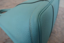将图片加载到图库查看器，HERMES GARDEN PARTY PM Country leather Blue atoll T刻印 Tote bag 800010083
