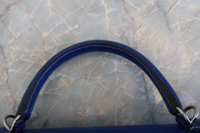 Load image into Gallery viewer, HERMES CANDY KELLY 32 Epsom leather Blue electric/Mykonos □P Engraving Shoulder bag 600110041
