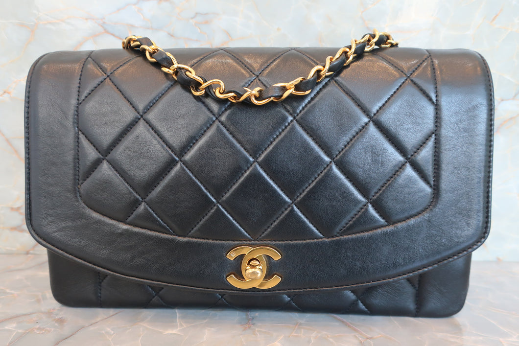 CHANEL  Diana matelasse chain shoulder bag Lambskin Black/Gold hadware Shoulder bag 700060106
