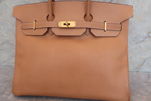 Load image into Gallery viewer, HERMES BIRKIN 35 Graine Couchevel leather Natural □A Engraving Hand bag 600070135
