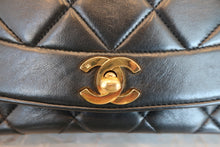 Load image into Gallery viewer, CHANEL  Diana matelasse chain shoulder bag Lambskin Black/Gold hadware Shoulder bag 700060106
