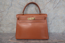 Load image into Gallery viewer, HERMES KELLY 28 Box carf leather Natural Hand bag 600090145
