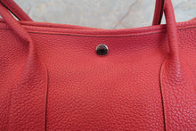 Load image into Gallery viewer, HERMES  GARDEN PARTY PM Negonda leather Bougainvillier □O Engraving Tote bag 700120134
