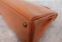 Load image into Gallery viewer, HERMES KELLY 28 Box carf leather Natural Hand bag 600090145
