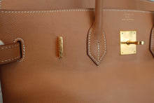 Load image into Gallery viewer, HERMES BIRKIN 35 Graine Couchevel leather Natural □A Engraving Hand bag 600070135
