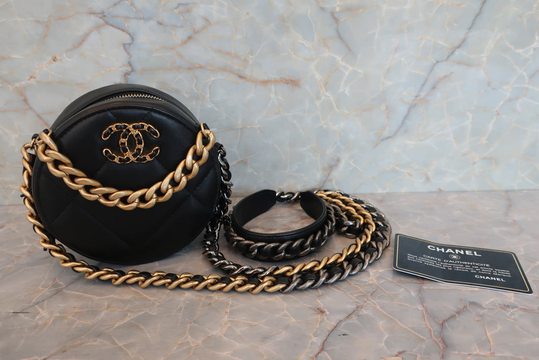 CHANEL/シャネル シャネル19マトラッセラウンドチェーンショルダーバッグ ラムスキン ブラック/ゴールド金具/シルバー金具 ショルダーバッグ 700060099