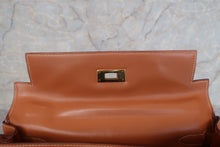 Load image into Gallery viewer, HERMES KELLY 28 Box carf leather Natural Hand bag 600090145
