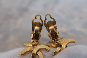 CHANEL CC mark Pearl earring Gold plate Gold Earring 600040087