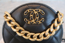 画像をギャラリービューアに読み込む, CHANEL/シャネル シャネル19マトラッセラウンドチェーンショルダーバッグ ラムスキン ブラック/ゴールド金具/シルバー金具 ショルダーバッグ 700060099
