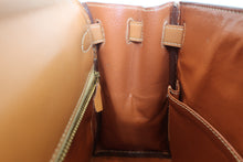 Load image into Gallery viewer, HERMES KELLY 28 Box carf leather Natural Hand bag 600090145
