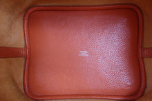 将图片加载到图库查看器，HERMES PICOTIN LOCK MM Clemence leather Feu □R刻印 Hand bag 800070159
