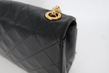 画像をギャラリービューアに読み込む, CHANEL/シャネル マトラッセチェーンショルダーバッグ ラムスキン ブラック/ゴールド金具 ショルダーバッグ 800100068

