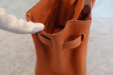 Load image into Gallery viewer, HERMES BIRKIN 25 Chevre myzore goatskim Orange □H Engraving Hand bag 700120086
