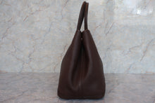 将图片加载到图库查看器，HERMES GARDEN PARTY PM Negonda leather Chocolat □L刻印 Tote bag 600080236
