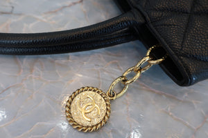 CHANEL Medallion Tote Caviar skin Black/Gold hadware Tote bag 600040222