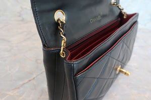 CHANEL/シャネル マトラッセチェーンショルダーバッグ ラムスキン ブラック/ゴールド金具 ショルダーバッグ 700060076