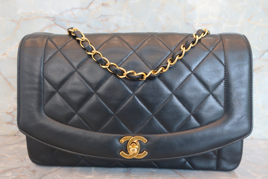 CHANEL  Diana matelasse chain shoulder bag Lambskin Black/Gold hadware Shoulder bag 700060109
