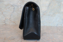 Load image into Gallery viewer, CHANEL  Diana matelasse chain shoulder bag Lambskin Black/Gold hadware Shoulder bag 700060109
