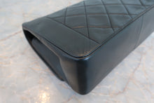 Load image into Gallery viewer, CHANEL  Diana matelasse chain shoulder bag Lambskin Black/Gold hadware Shoulder bag 700060109
